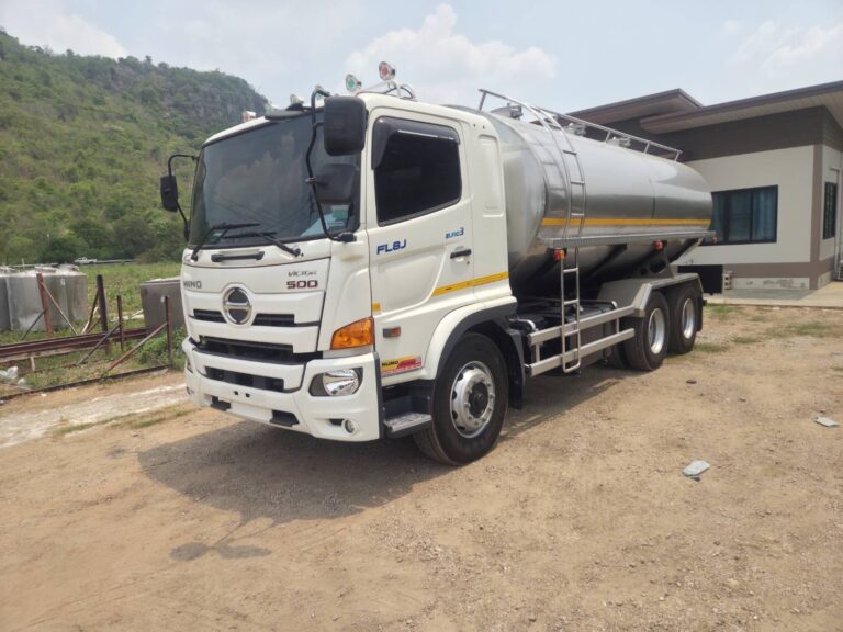 รถบรรทุกน้ำมันนมดิบ ขนาด 18,000 ลิตร ฟรีดาวน์ ไกรสร 091-7838676 , 086-3516797